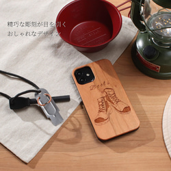 木製 iphoneケース おしゃれ キャンプシリーズ ブーツ 15 14 SE 12 かっこいい 13 mini 11 2枚目の画像