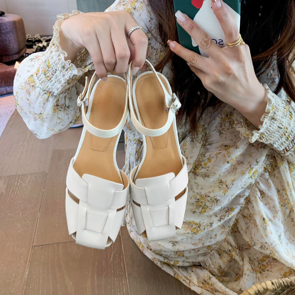 “數量有限”輕便時尚涼鞋 Gurkha Sandals 女士 第7張的照片