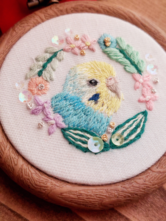 【受注生産】『インコ刺繍‎ 草花とインコの刺繍フレーム』 6枚目の画像