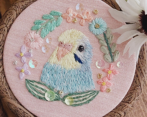 受注生産】『インコ刺繍‎ 草花とインコの刺繍フレーム』 ペット