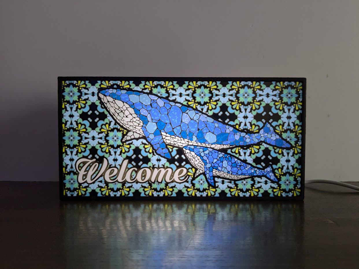 Welcome ようこそ くじら クジラ 鯨 壁掛け看板 雑貨 ライトBOX Lサイズ】ウェルカム ようこそ くじら クジラ 鯨 ステンドグラス