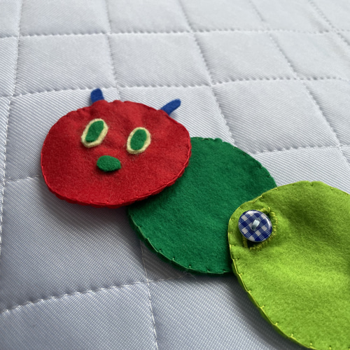 知育玩具 ボタンつなぎあおむし おもちゃ・人形 sky 通販 13877103