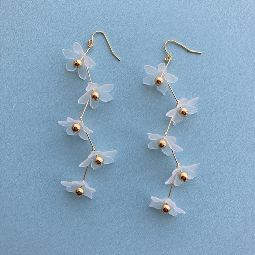 大人シック、スモーキーカラー花＊ビジューピアス＆イヤリング | 大人可愛いハンドメイドアクセサリー　ジュネ powered by BASE
