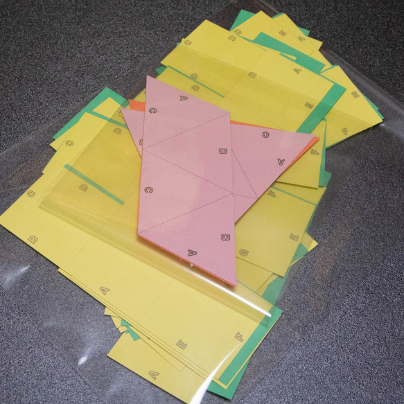 中学受験対策　空間図形の学習　展開図　立方体11パターン＋正四面体2パターン　紙製　切り抜き 10枚目の画像
