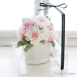 【特割】プリザーブドフラワー＜エクラン Ｍサイズ＞ピンク 菊 ローズ 【仏花 お供え花】 5枚目の画像