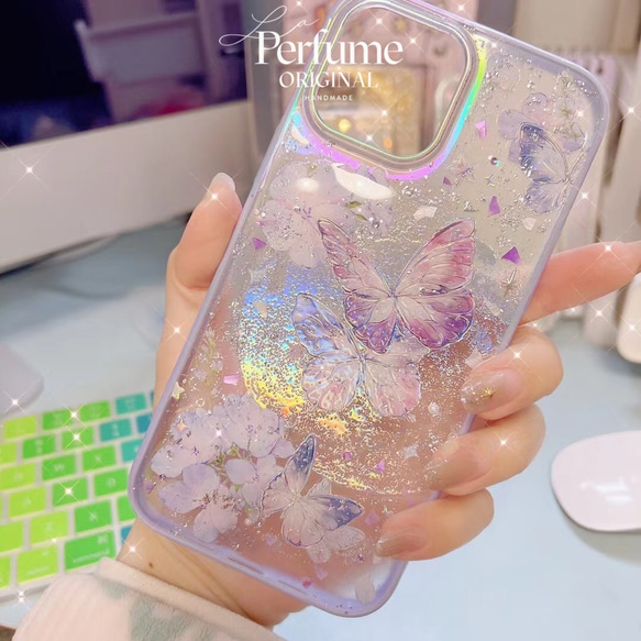 バタフライ♡キラキラ✨レインボー 花 フラワー 惑星 フチ iPhoneケース バタフライ✨フラワー キラキラ 惑星✨フチあり 宇宙 蝶々 レインボー