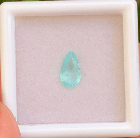 N.123 パライバトルマリン・ルース0.6Ct 宝石販売 希少石
