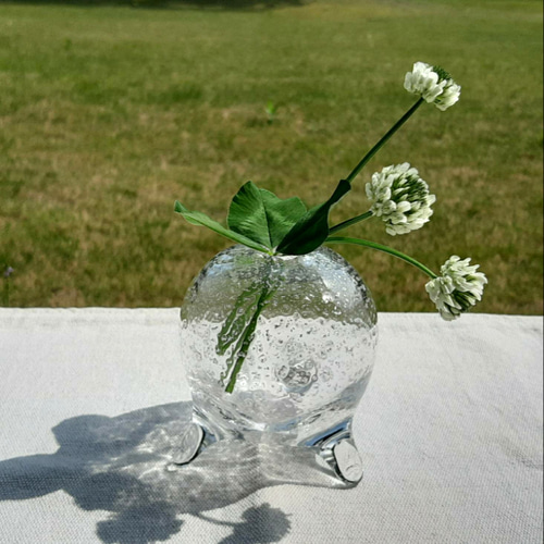 キラキラ雲母入り一輪挿し 脚付き 透明 一輪挿し・花瓶・花器