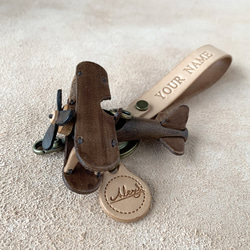 雙翼飛機(手染茶色)-真皮植鞣 皮革鑰匙圈 吊飾 裝飾品 第2張的照片