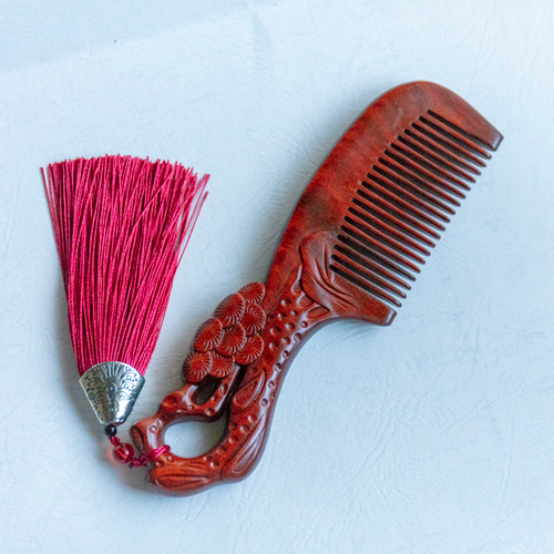 高級木材 天然木の櫛 紫檀 彫りくし 松 マツ その他アクセサリー JOS