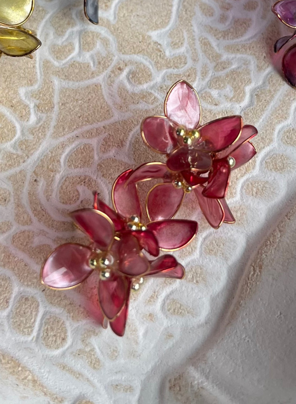 ピンクの紫陽花イヤリング/ピアス ディップアートアクセサリー ピアス