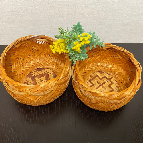 年代不明！両取手付き竹かご！籐籠 竹籠 竹細工 竹編みカゴ 小物入れ！経年美品！ インテリアのアクセントに！ 竹かご輪口網代編み 2種 フリー