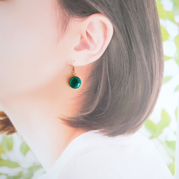 七宝焼 14kgf Mini Circleピアス ~Emerald green~ 4枚目の画像