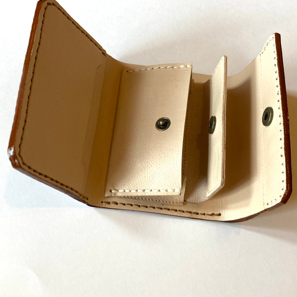 【epidote】ハンドステッチコンパクト三つ折り財布/本革ドット柄型押　brown 5枚目の画像