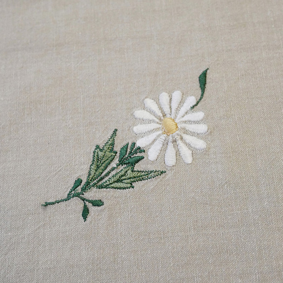 ヴィンテージファブリック　刺繍　マーガレット 7枚目の画像