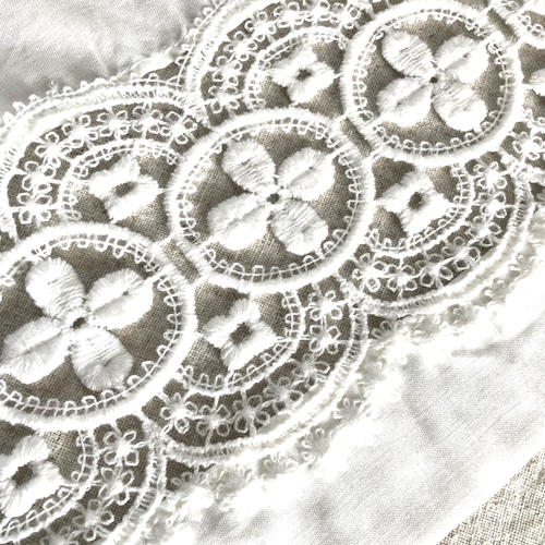 ドイツ 美しい 真っ白なレースエプロン レース編み ヴィンテージ