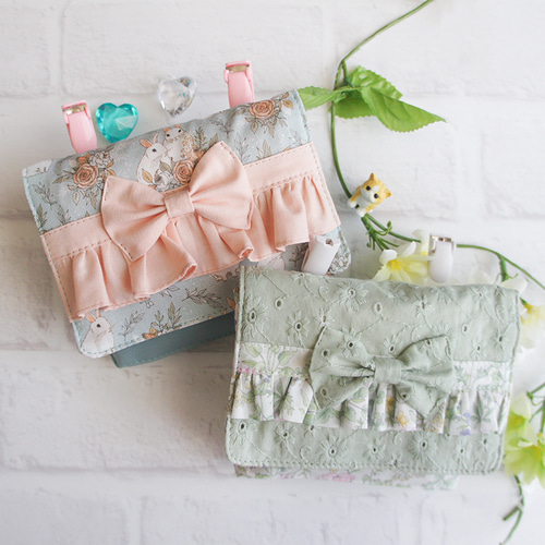 ミント フリルレース柄 ☆ クリップ付 ☆ 移動ポケット ☆ ハンドメイド ミント フリルレース柄 ☆ クリップ付 ☆ 移動ポケット