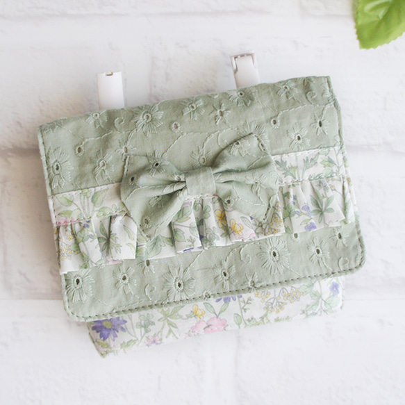 ミント フリルレース柄 ☆ クリップ付 ☆ 移動ポケット