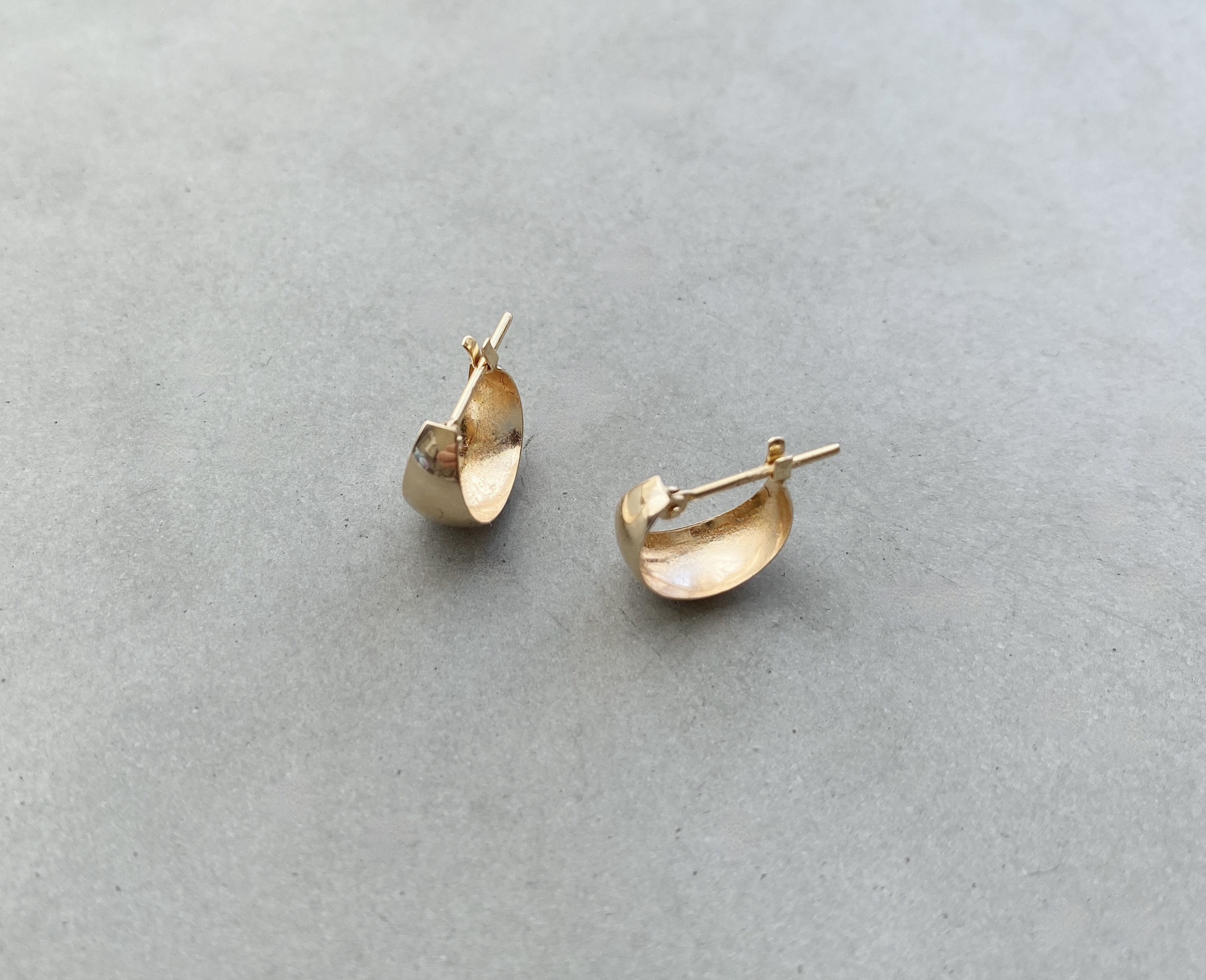 K10  月形丸甲ピアス