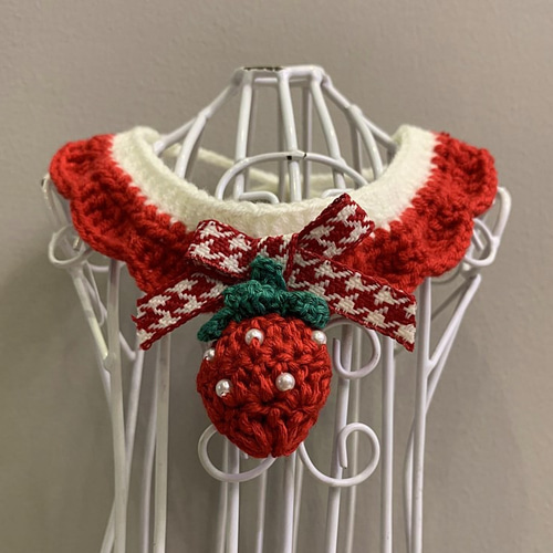 お正月ハンドメイド新作2025☆猫&犬&用襟型ペット首輪☆いちご+赤い