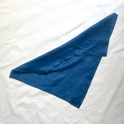 送料無料  "アイノカケラ"2 生産過程で余った生地を使用した藍染め麻スカーフ アップサイクル　sdgs　ストール 3枚目の画像
