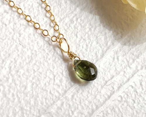 14kgf〉◇宝石質モルダバイト*ネックレス ネックレス