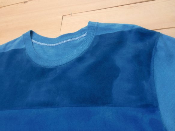 藍染めTシャツ　４段グラデーション　ボーダー　日本製 4枚目の画像