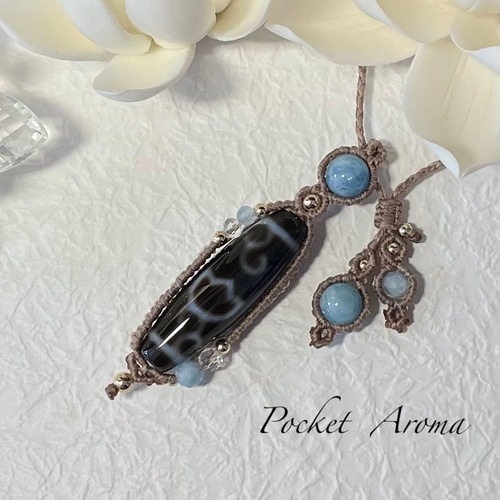 水雫』水蓮花天珠とアクアマリン のマクラメネックレス(送料無料  