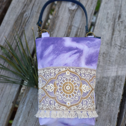モロッコ風・手染め布のファスナーポーチ(アメジスト色・インド刺繍リボン・お散歩ポーチ・3way・サコッシュ) 4枚目の画像