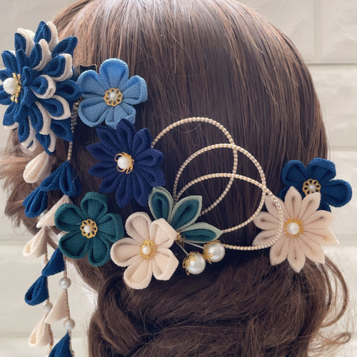 紺青＊華ダリア ❁振袖髪飾り【和 つまみ細工】結婚式・成人式・卒業式