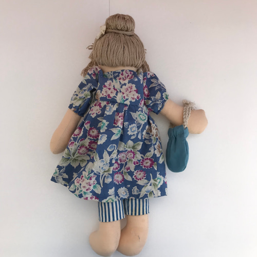 カントリードール おだんごヘアの少女 その他人形 KayanoToge M