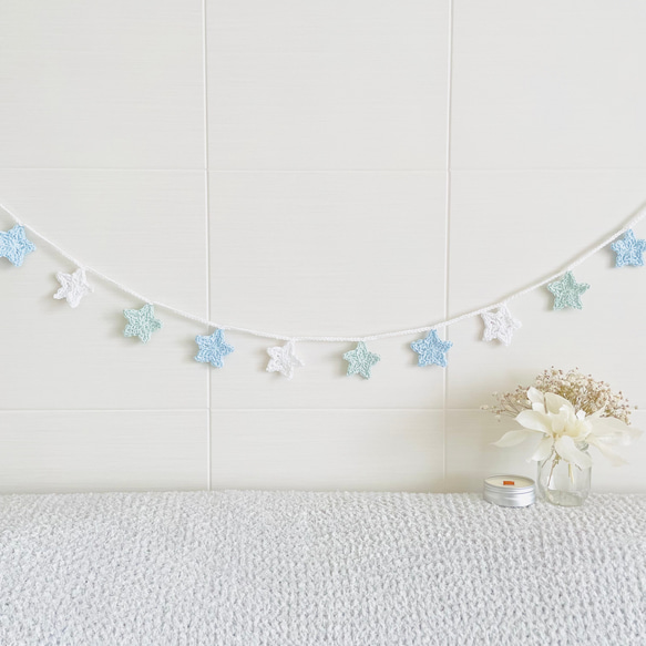 手編みの☆星ガーランド(水色×白×ミント) 2枚目の画像