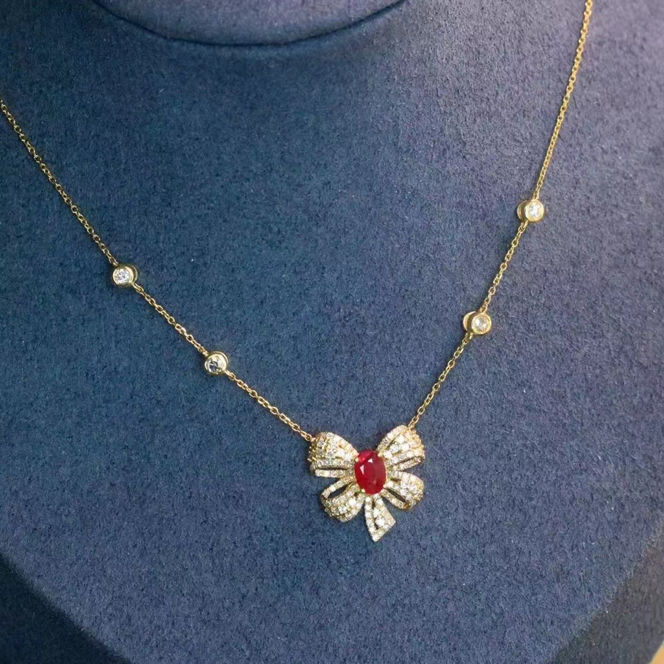 リボンモチーフ 天然ダイヤモンド付きネックレスk18 ネックレス