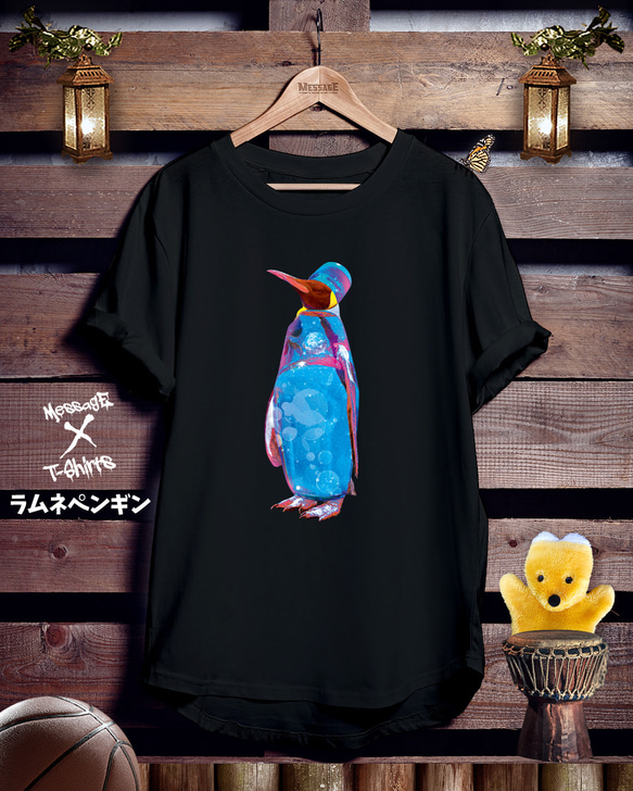 ペンギンドリンク黒Tシャツ「ラムネペンギン」 1枚目の画像