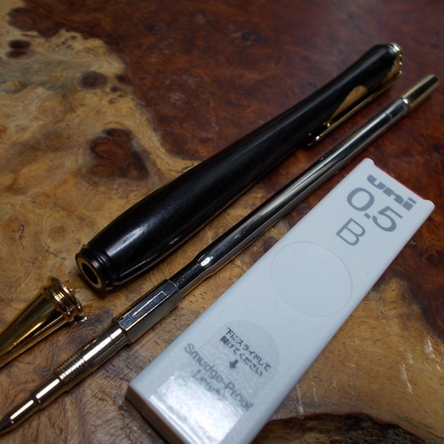 アフリカンブラックウッド（グラナディラ）のシャープペン (0.5mm