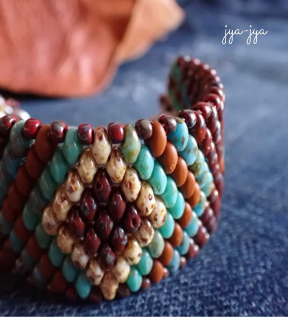 【新色】beads bracelet - opaque chocolate turquoise 1枚目の画像