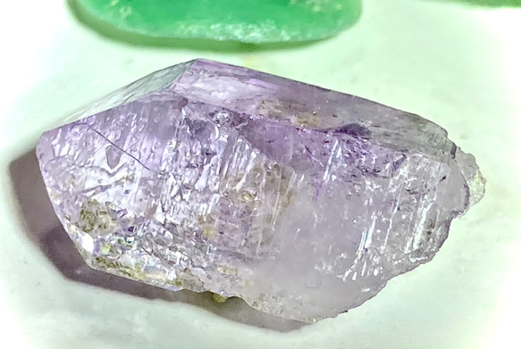 女神が宿る紫水晶✨虹入り　ベラクルス アメジスト　ラフストーン　原石 3枚目の画像
