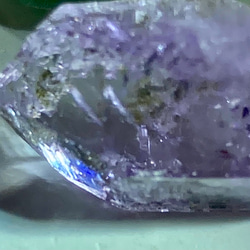 女神が宿る紫水晶✨虹入り　ベラクルス アメジスト　ラフストーン　原石 4枚目の画像