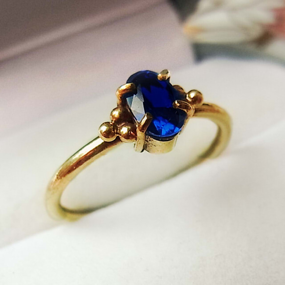 ブルースピネルのリング オーバルファセット・カット 指輪