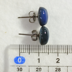 （1 件）雙色藍色縞瑪瑙耳釘（8 × 10 毫米鈦柱） 第5張的照片