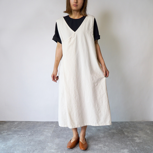 毛衣裙/米色/三河紡織 第6張的照片