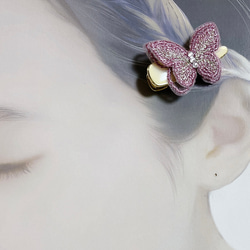 蝶のヘアクリップ(ピンク) 2枚目の画像