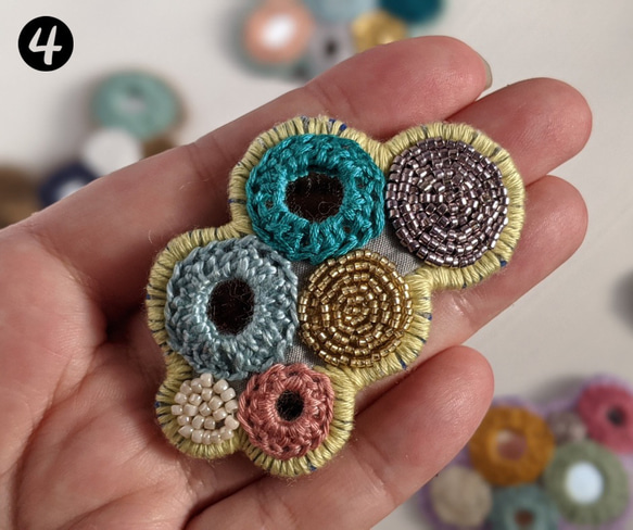 ビーズとミラー刺繍○ヘアピン 6枚目の画像