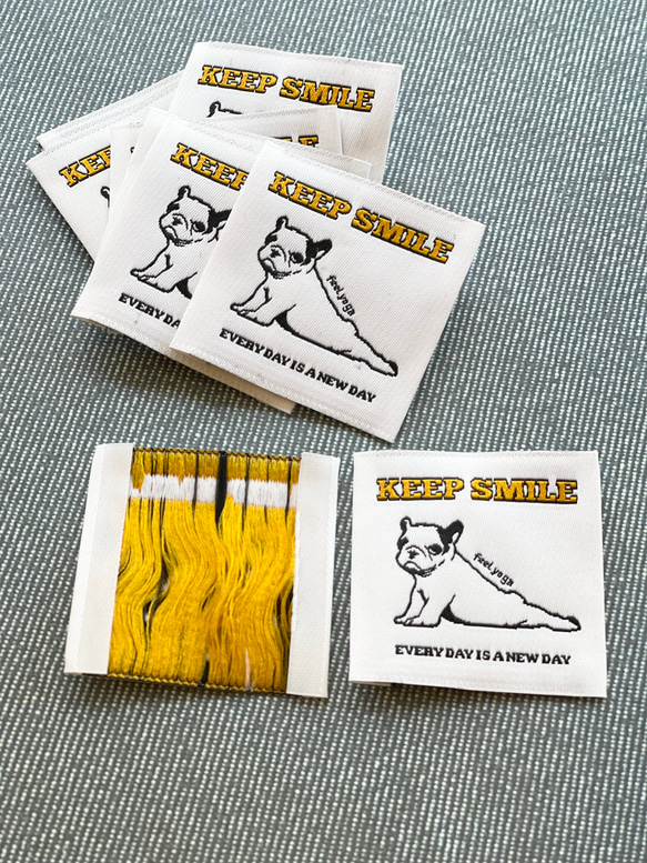 布タグ　刺繍タグ　ヨガ犬　10枚 2枚目の画像