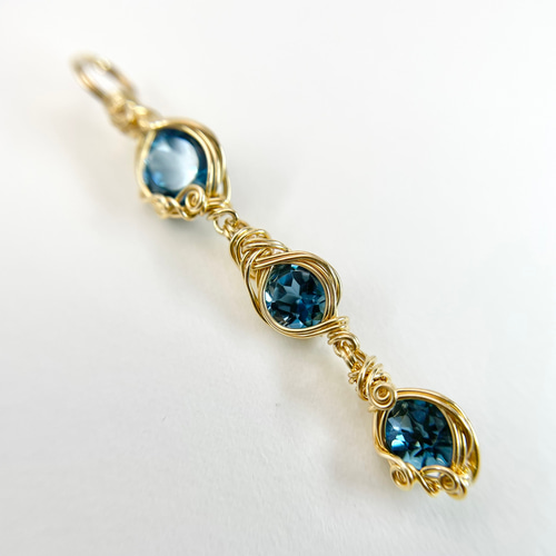 ブルートパーズ フカネ巻き®ペンダントトップ ペンダントトップ リスの