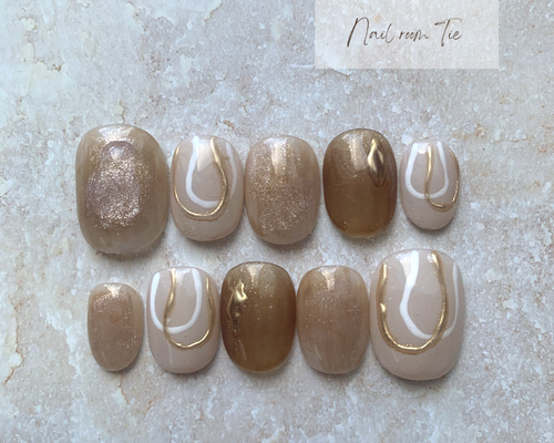 ちゅるんブラウンネイル ネイルチップ（つけ爪） Nail room Tie