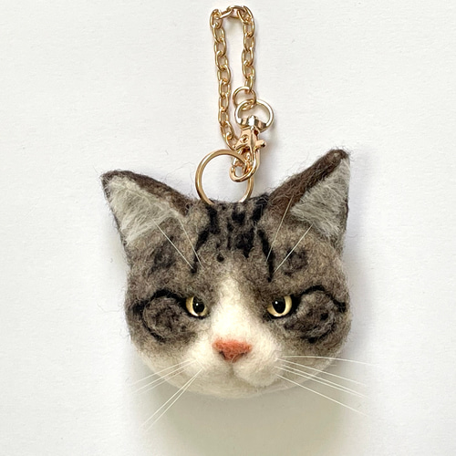 キジトラ白猫の猫バッグチャーム575 猫ブローチ 羊毛フェルト 猫バッグ 