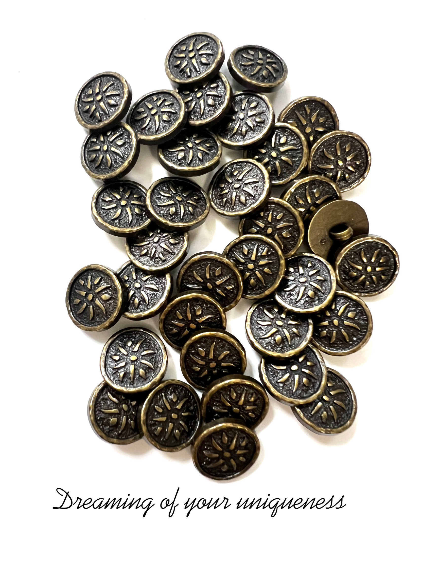 ヴィンテージぼたん アンティーク感がかっこいいボタン50個入り
