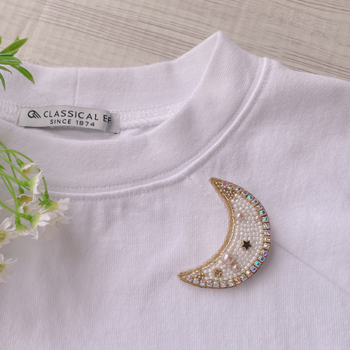 マウリツィオ ミコノス　刺繍入りホワイトビスチェ マウリツィオ ミコノス 刺繍入りホワイトビスチェ トップス