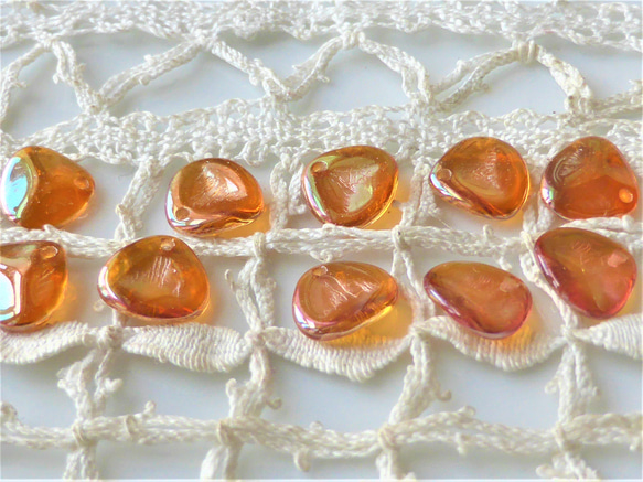 花びら　オレンジ系　チェコビーズCzech Glass Beads10個 1枚目の画像